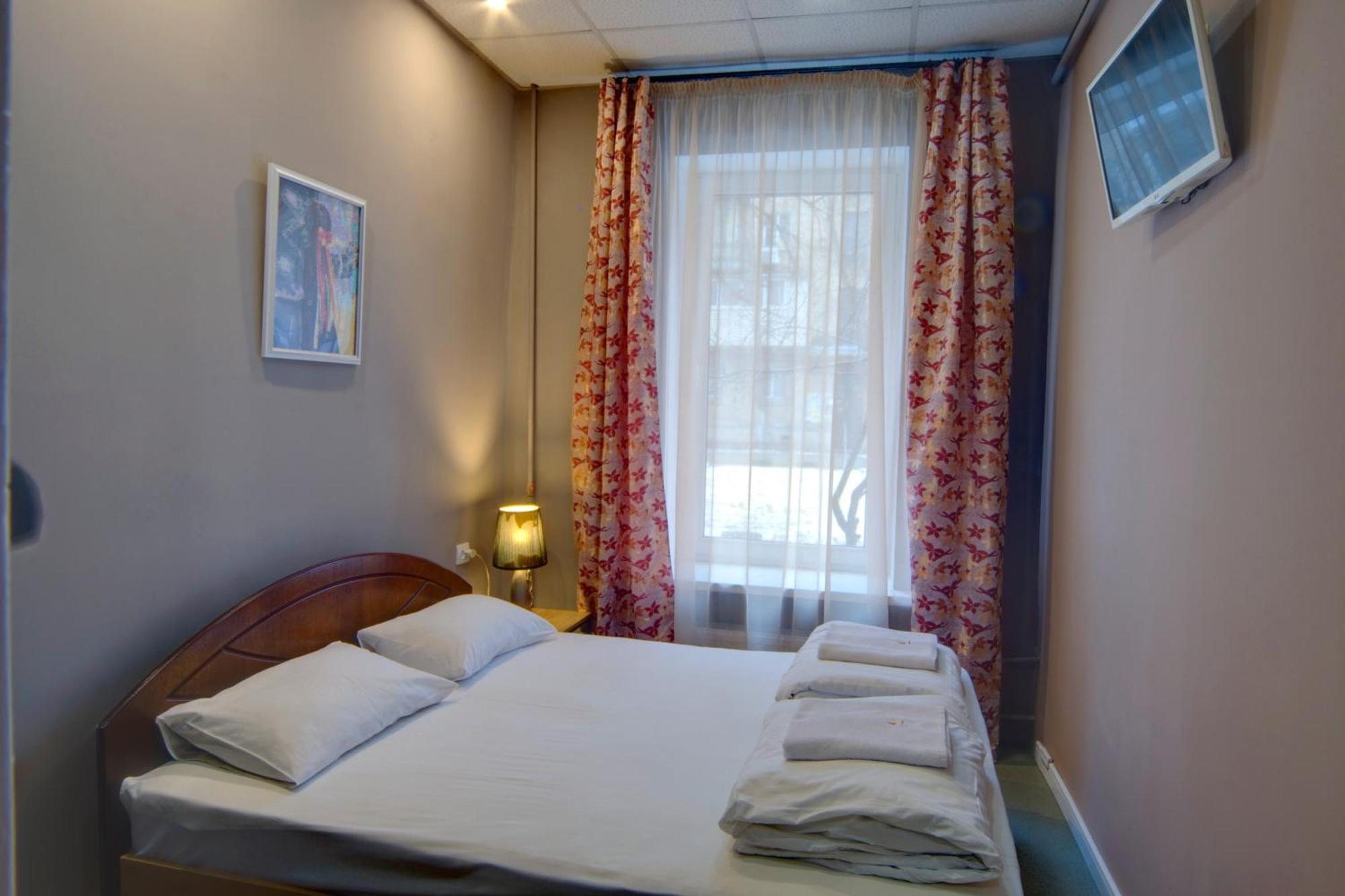 Hostel Podolski Plus เคียฟ ภายนอก รูปภาพ