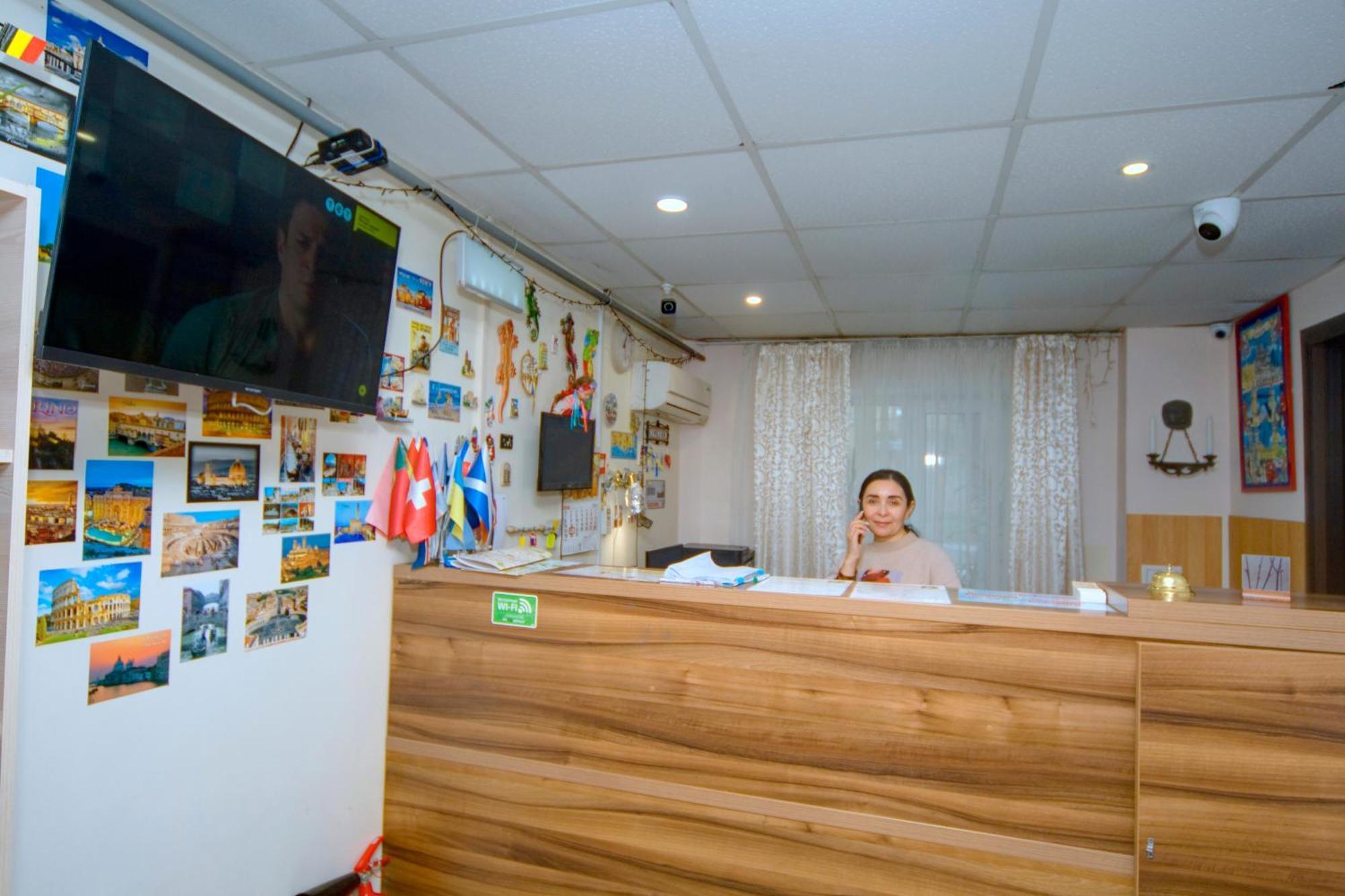 Hostel Podolski Plus เคียฟ ภายนอก รูปภาพ