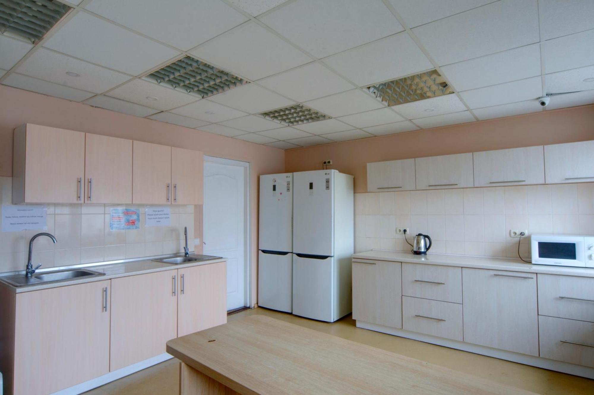 Hostel Podolski Plus เคียฟ ภายนอก รูปภาพ